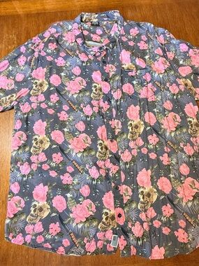Grunt Style Floral Skull Button-Up Shirt with Pink Roses
